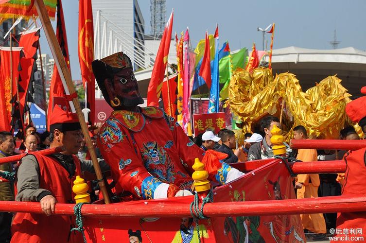 慈利县2019年"抬毛菩萨"民俗文化活动在人民广场盛大举行|人民广场|菩